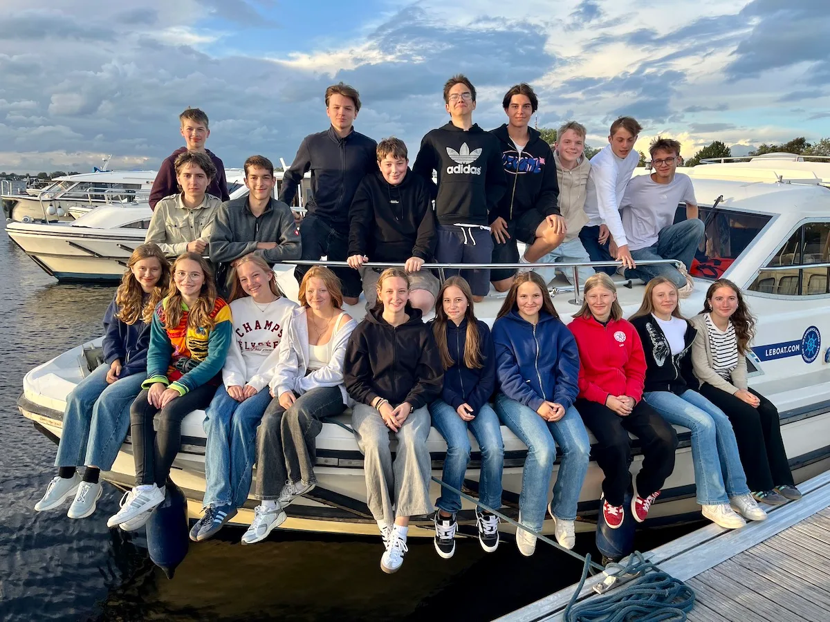 Die Crew der Hausbootfreizeit 2025.